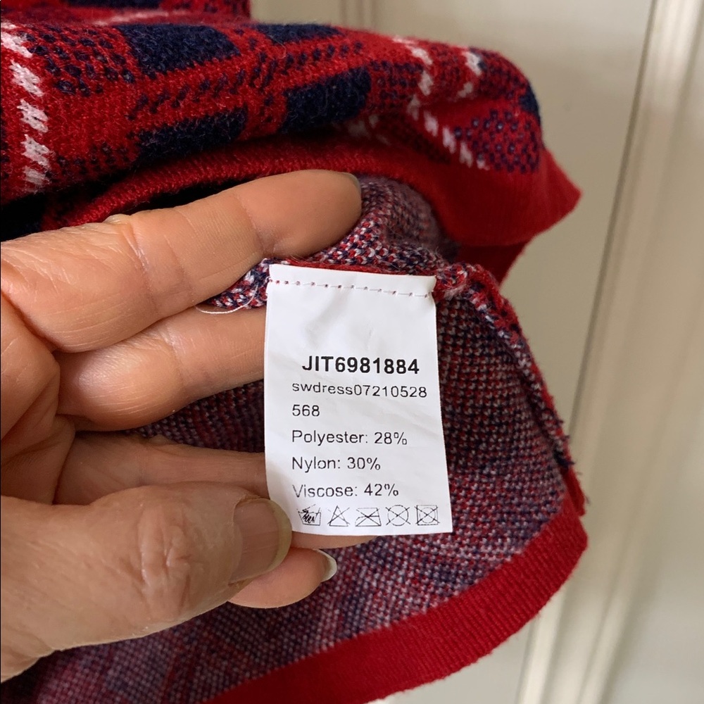 🌷3 for $25🌷SHEIN, US 6, Red Black & White Plaid Bodycon Sweater Dress - Picture 10 of 10